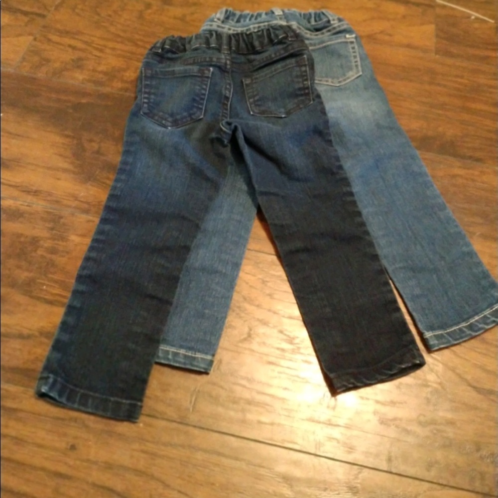 Child’s jeans bundle of 2 size 3T